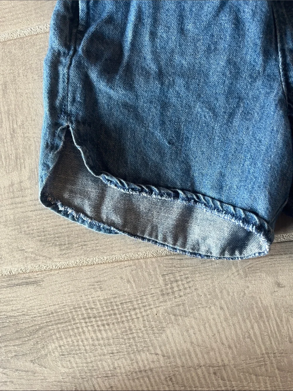 Old Navy Blue Denim Elastic-Waist Jean Shorts